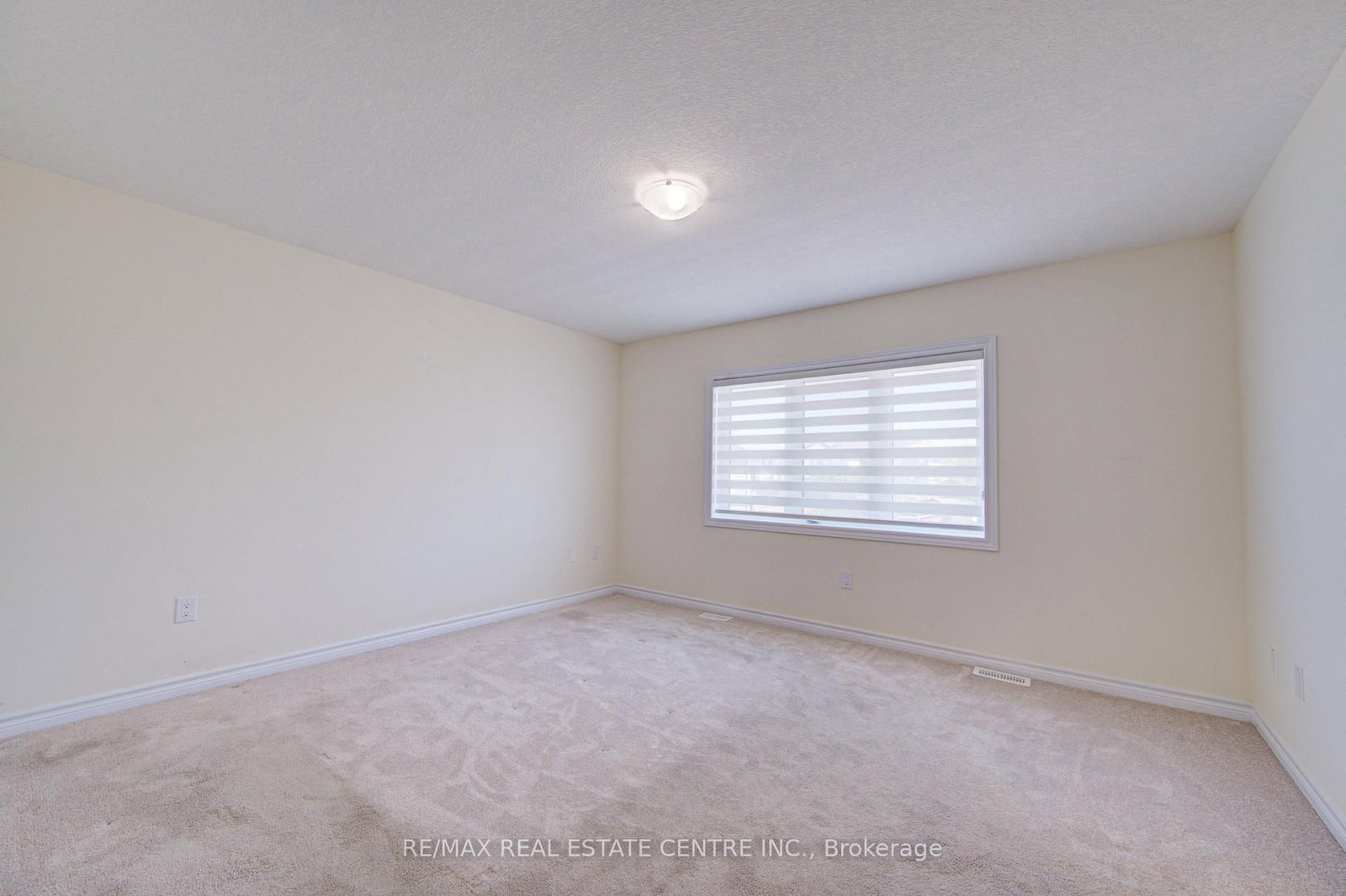 407 Dolman Street • Woolwich, ON photo 26