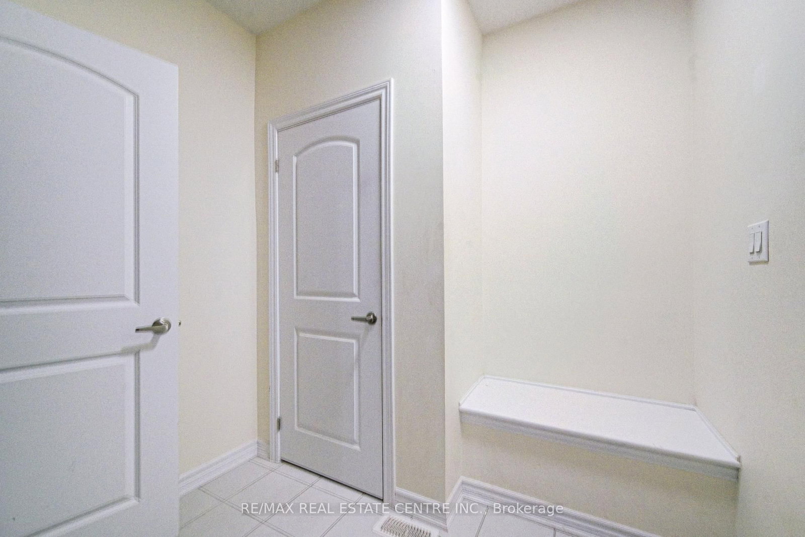 407 Dolman Street • Woolwich, ON photo 32