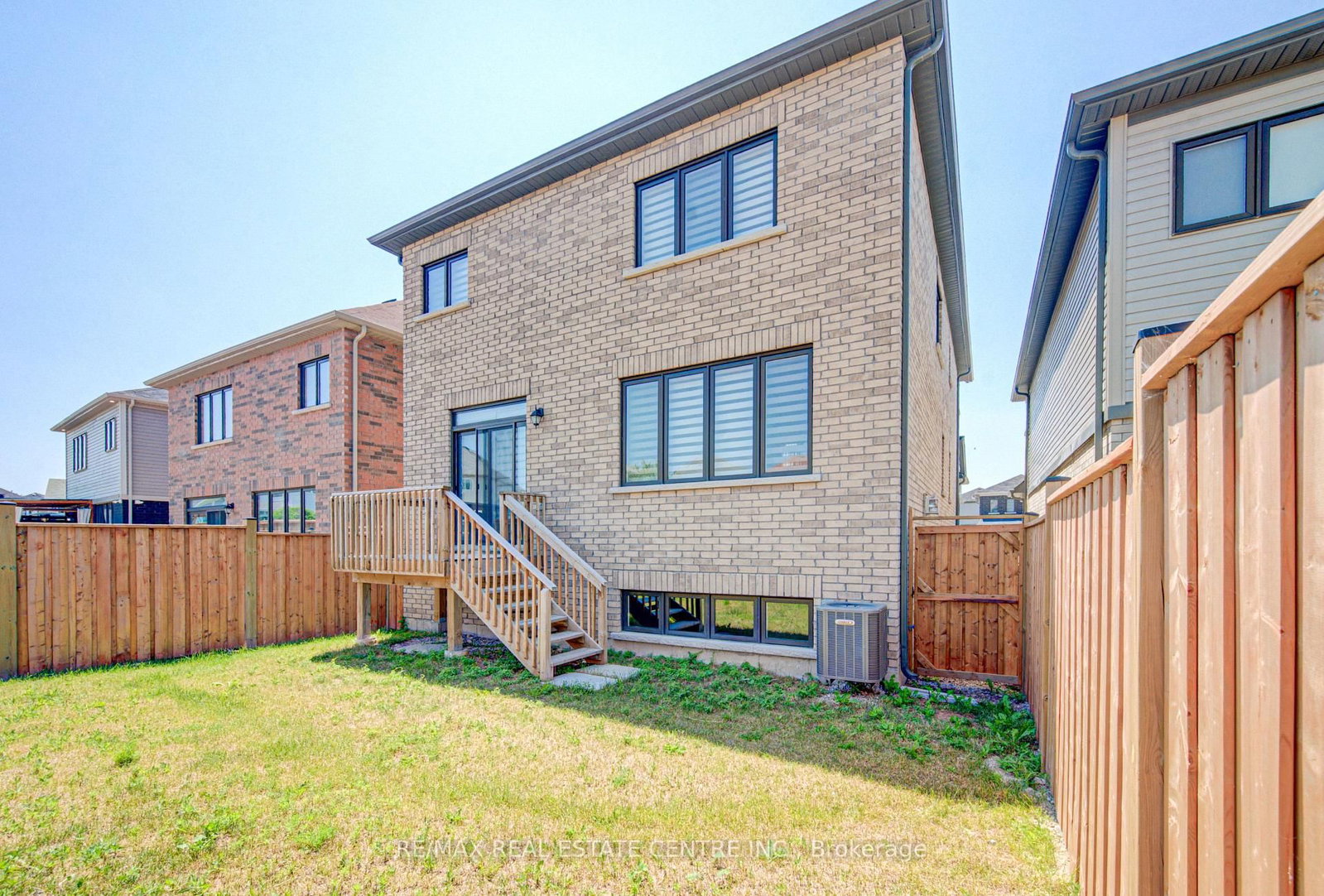 407 Dolman Street • Woolwich, ON photo 36