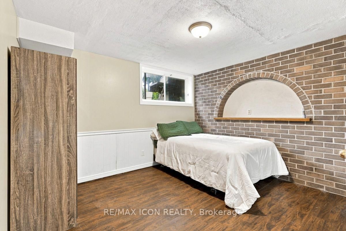25 Upcott Crescent • London South, ON photo 23
