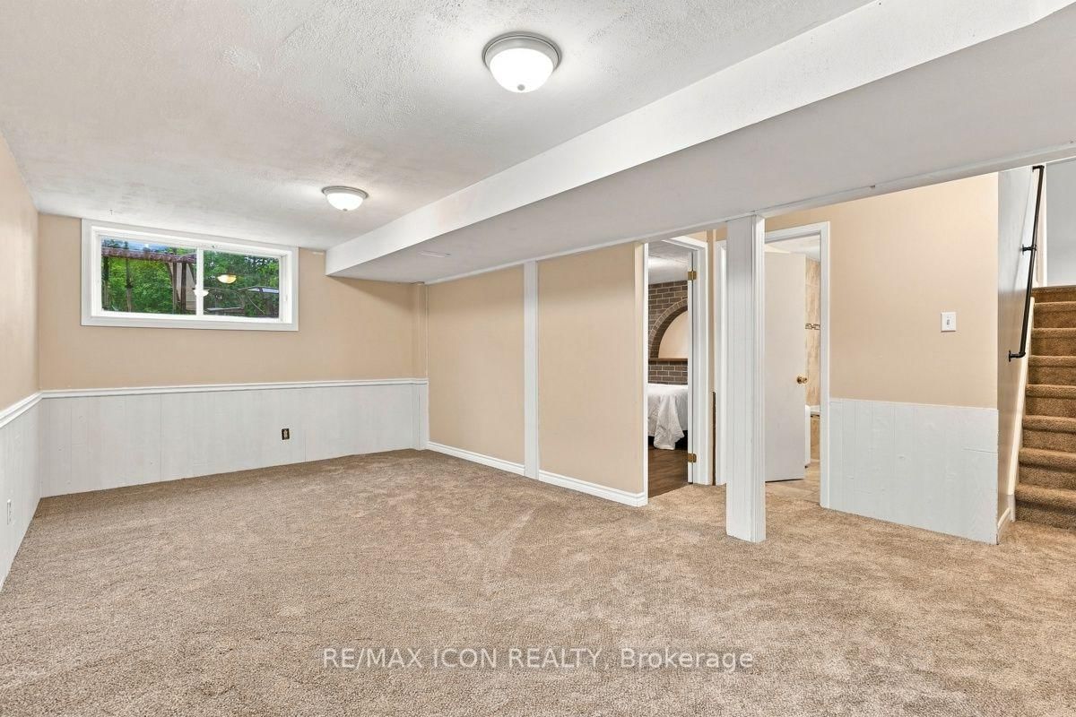 25 Upcott Crescent • London South, ON photo 27