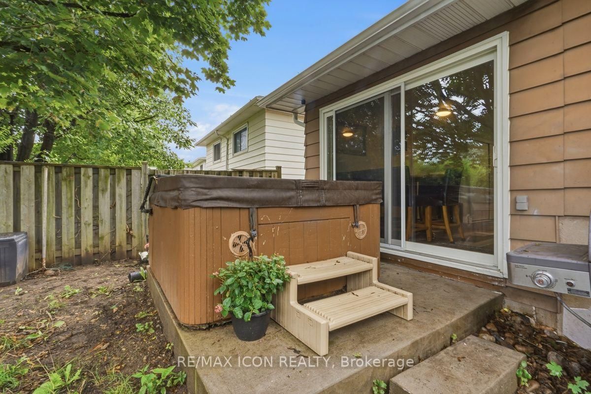 25 Upcott Crescent • London South, ON photo 34