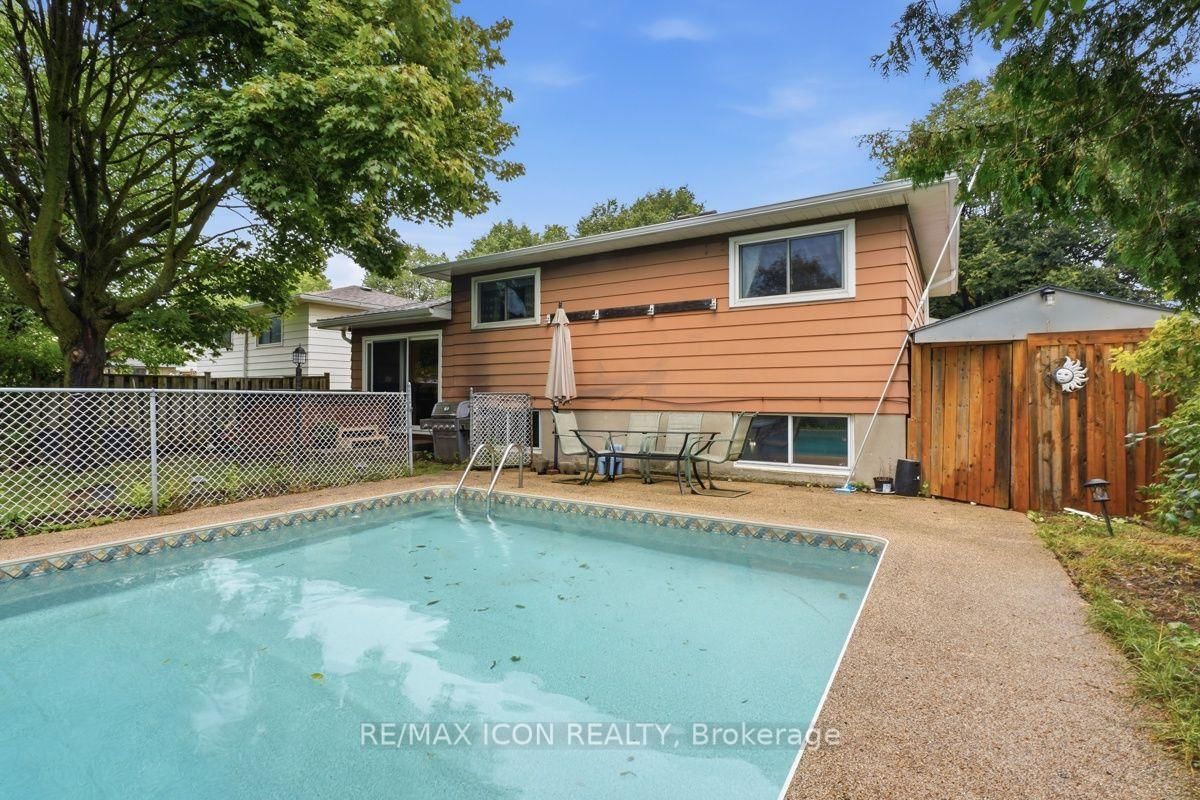 25 Upcott Crescent • London South, ON photo 39