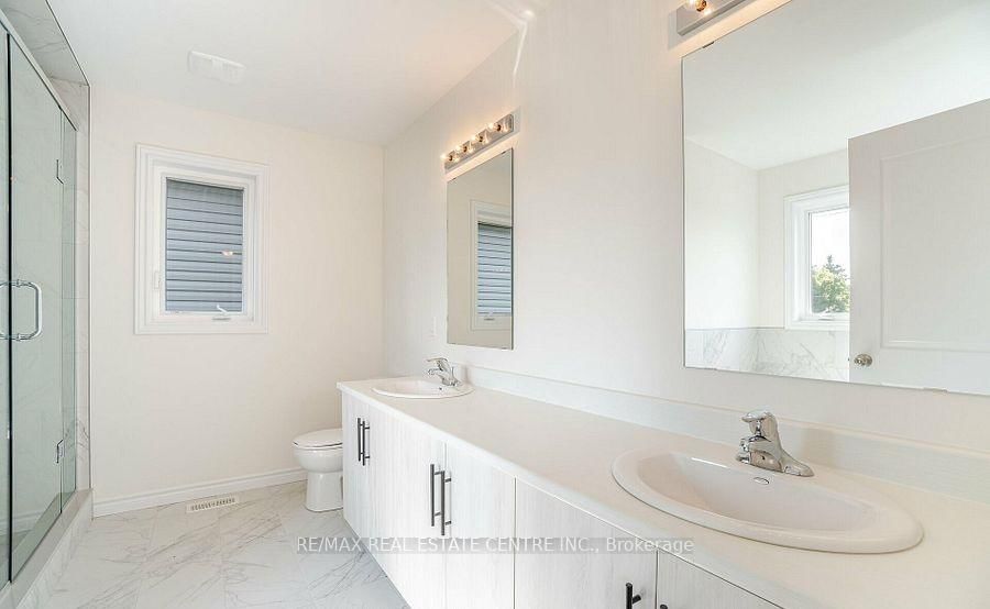 36 Henry Maracle Street • North Dumfries, ON photo 10