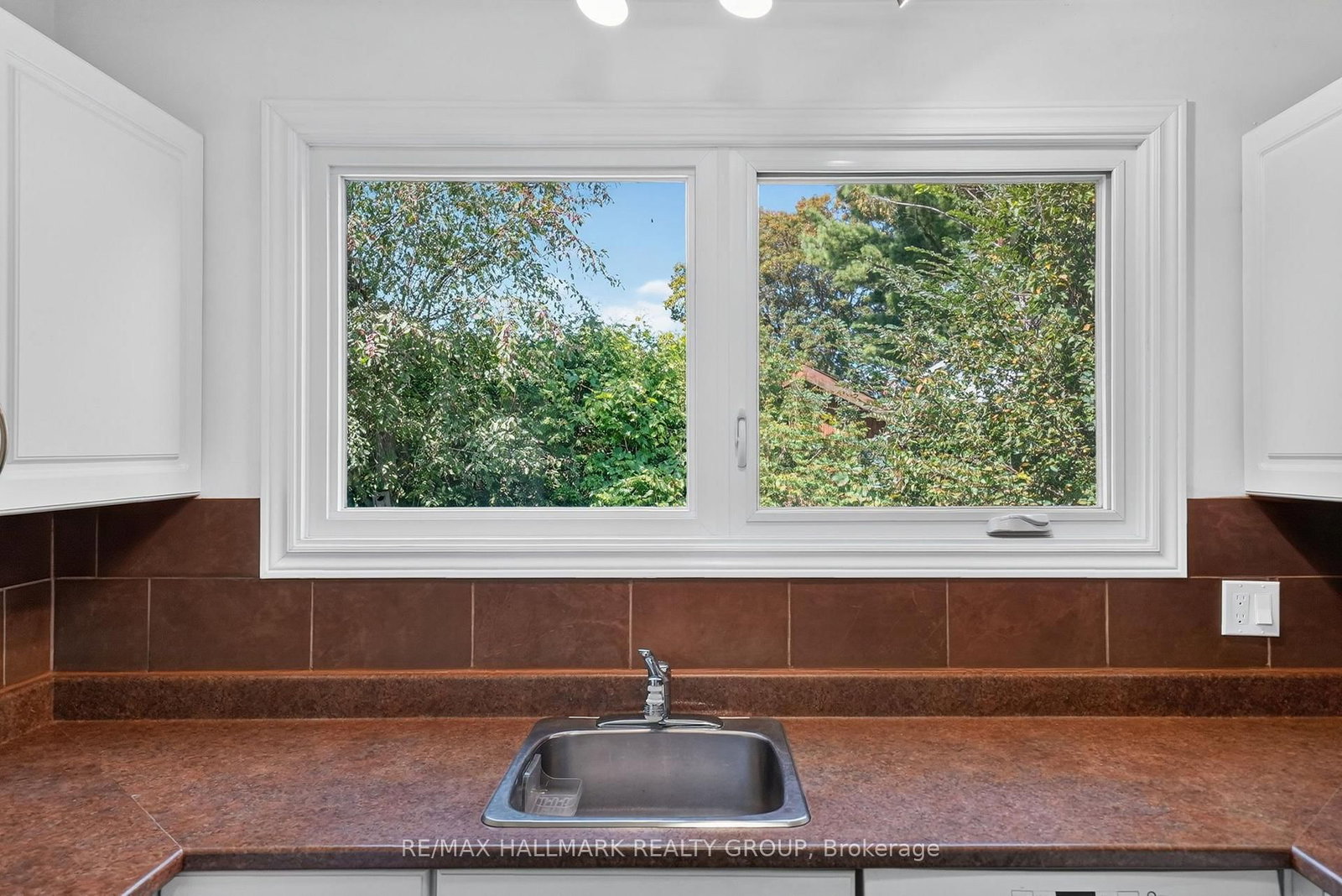 3445 Southgate Road • Ottawa, ON photo 14