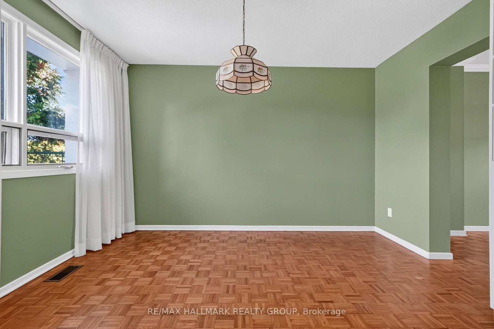 3445 Southgate Road • Ottawa, ON photo 17