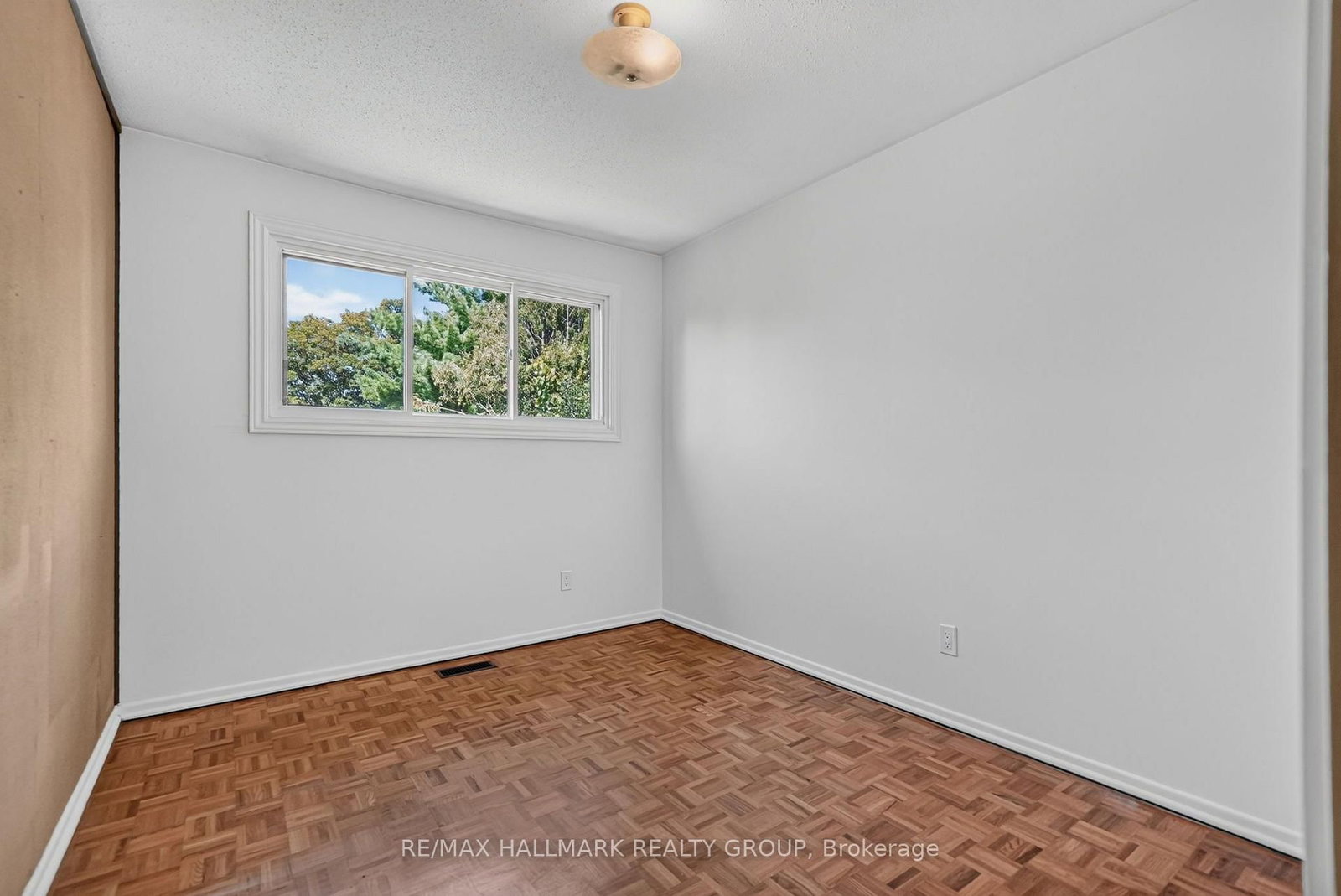 3445 Southgate Road • Ottawa, ON photo 35