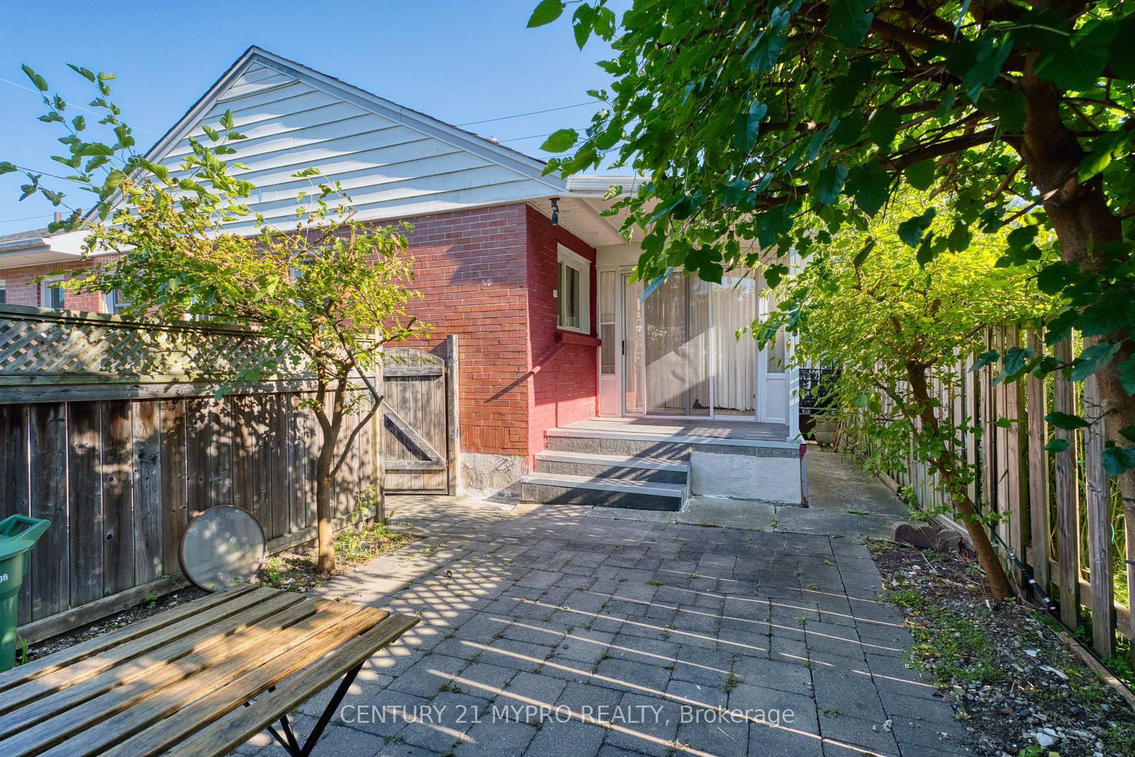 756 Cheapside Street • London East, ON photo 39