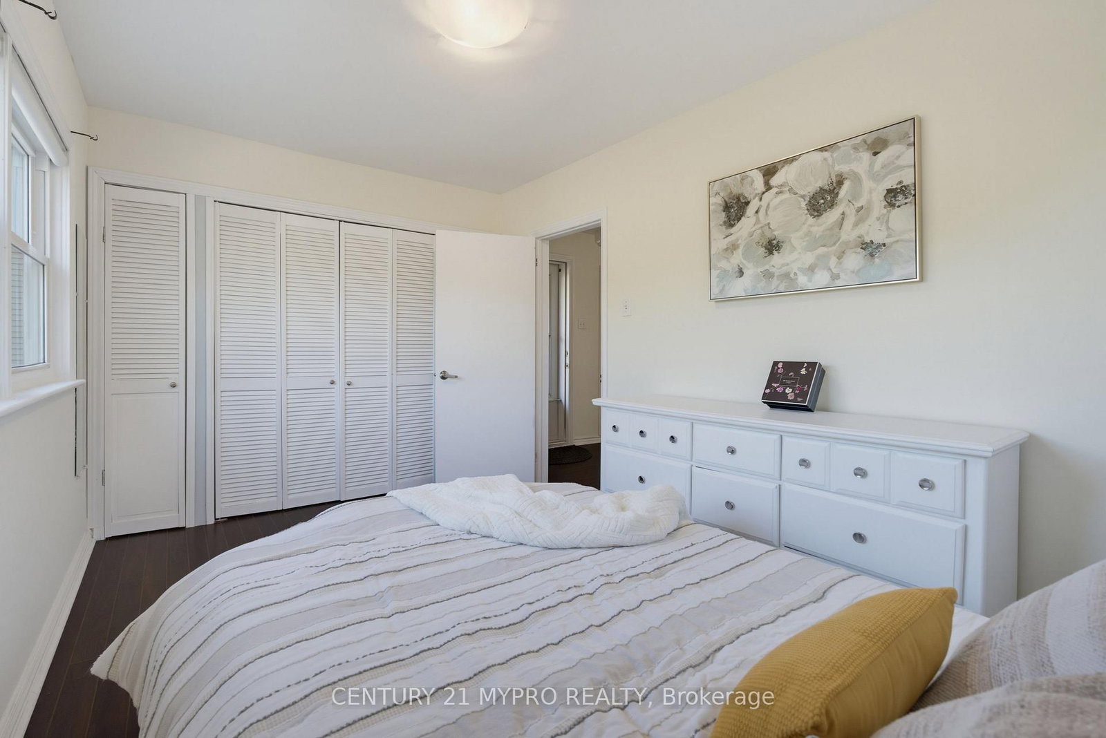 756 Cheapside Street • London East, ON photo 9
