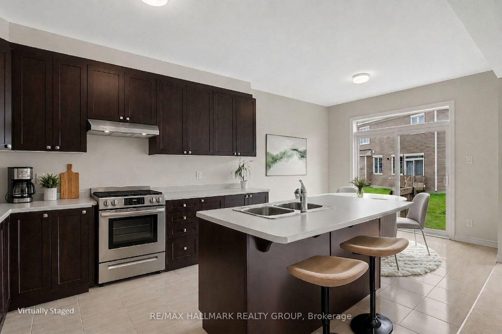 240 Sweetvalley Drive • Orleans, ON photo 12