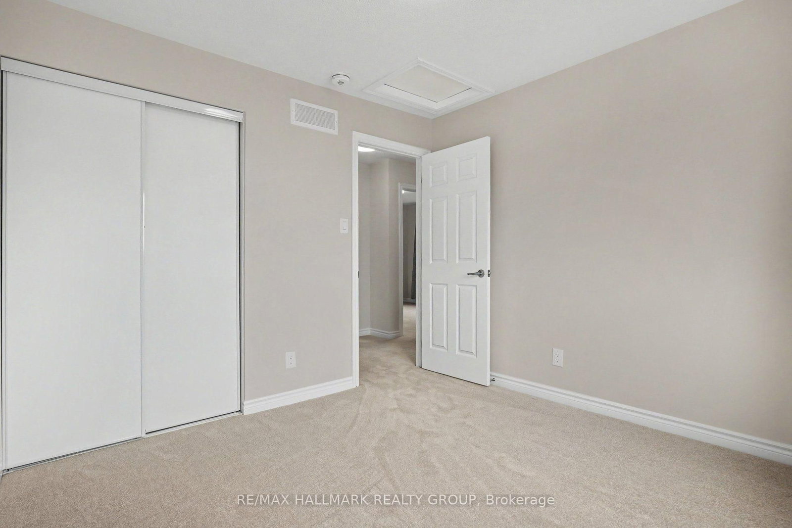 240 Sweetvalley Drive • Orleans, ON photo 26