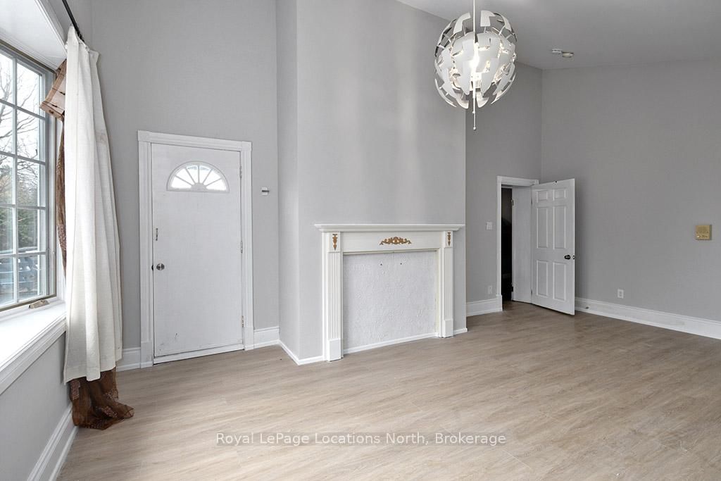 252 Swiss Meadows Boulevard • Blue Mountains, ON photo 18