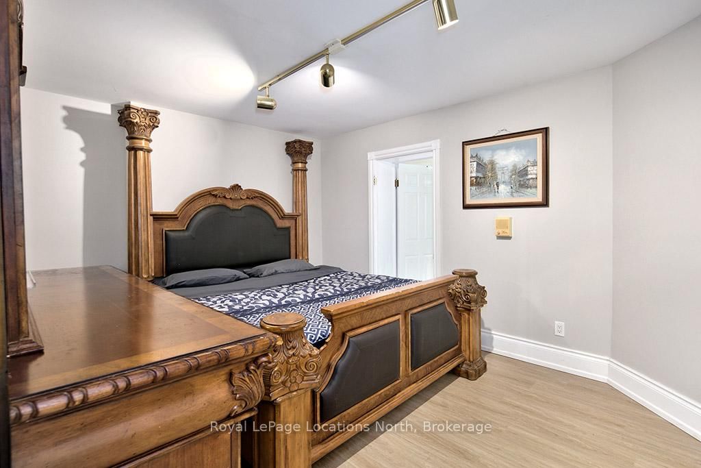 252 Swiss Meadows Boulevard • Blue Mountains, ON photo 19