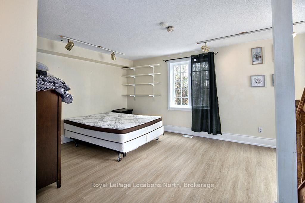 252 Swiss Meadows Boulevard • Blue Mountains, ON photo 32