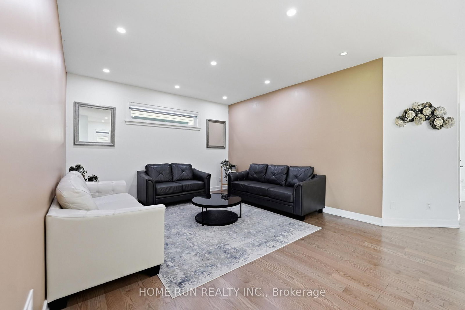 912 Duxbury Lane • Ottawa, ON photo 11