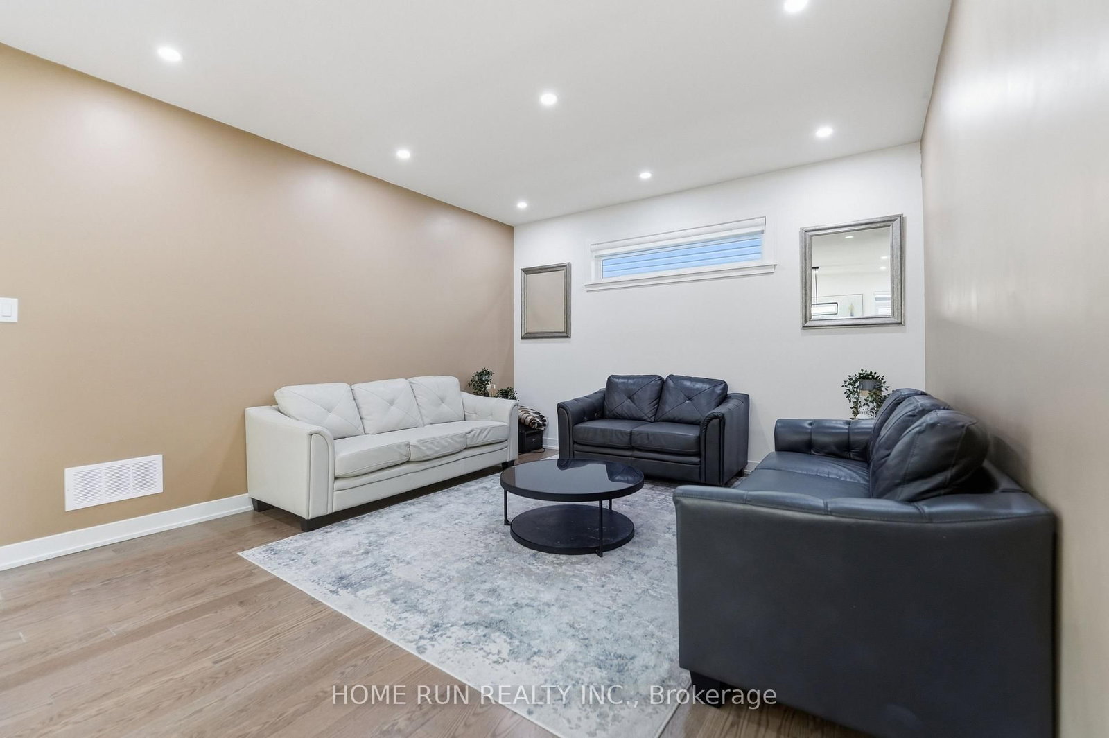 912 Duxbury Lane • Ottawa, ON photo 12