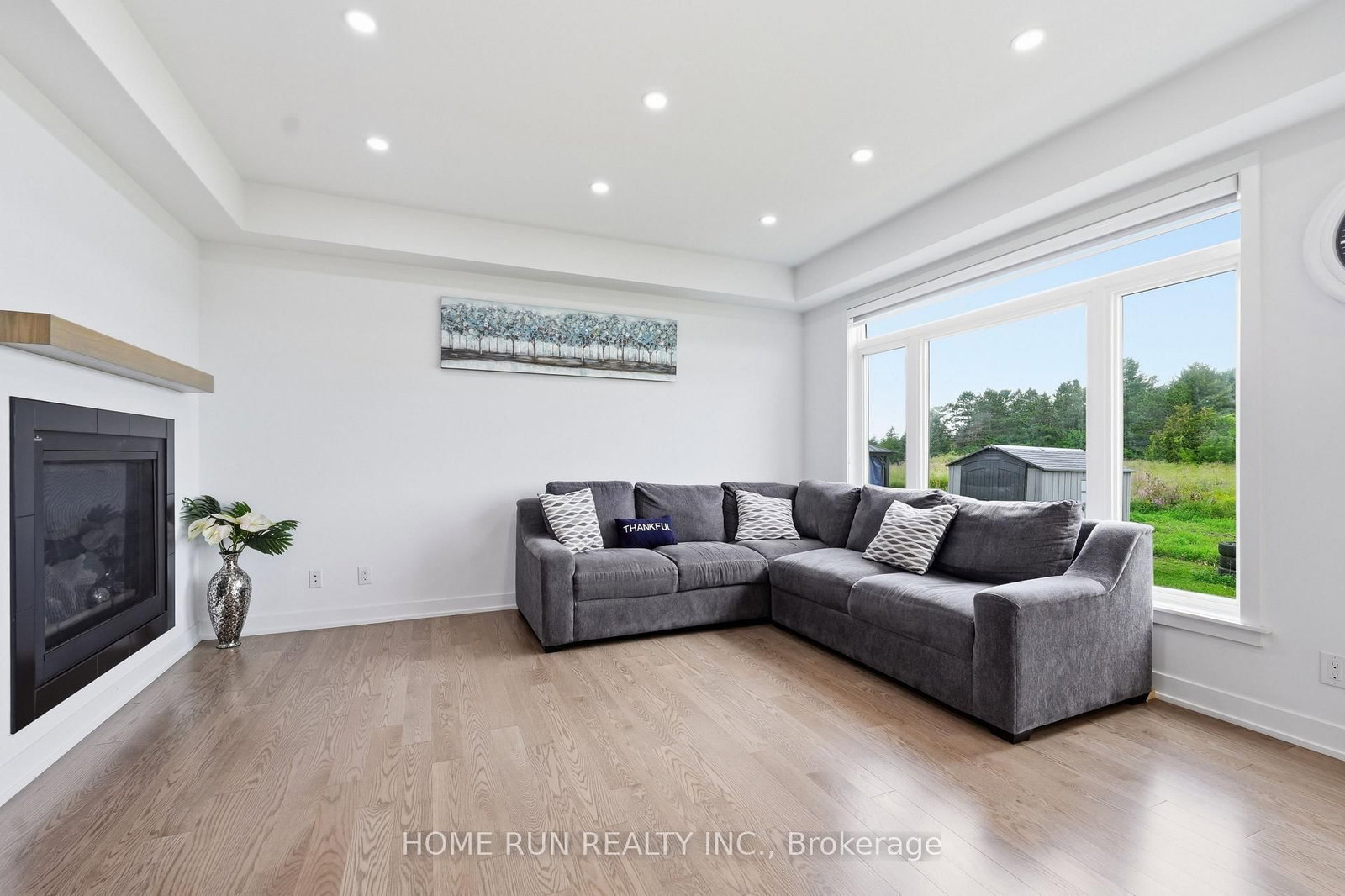 912 Duxbury Lane • Ottawa, ON photo 17