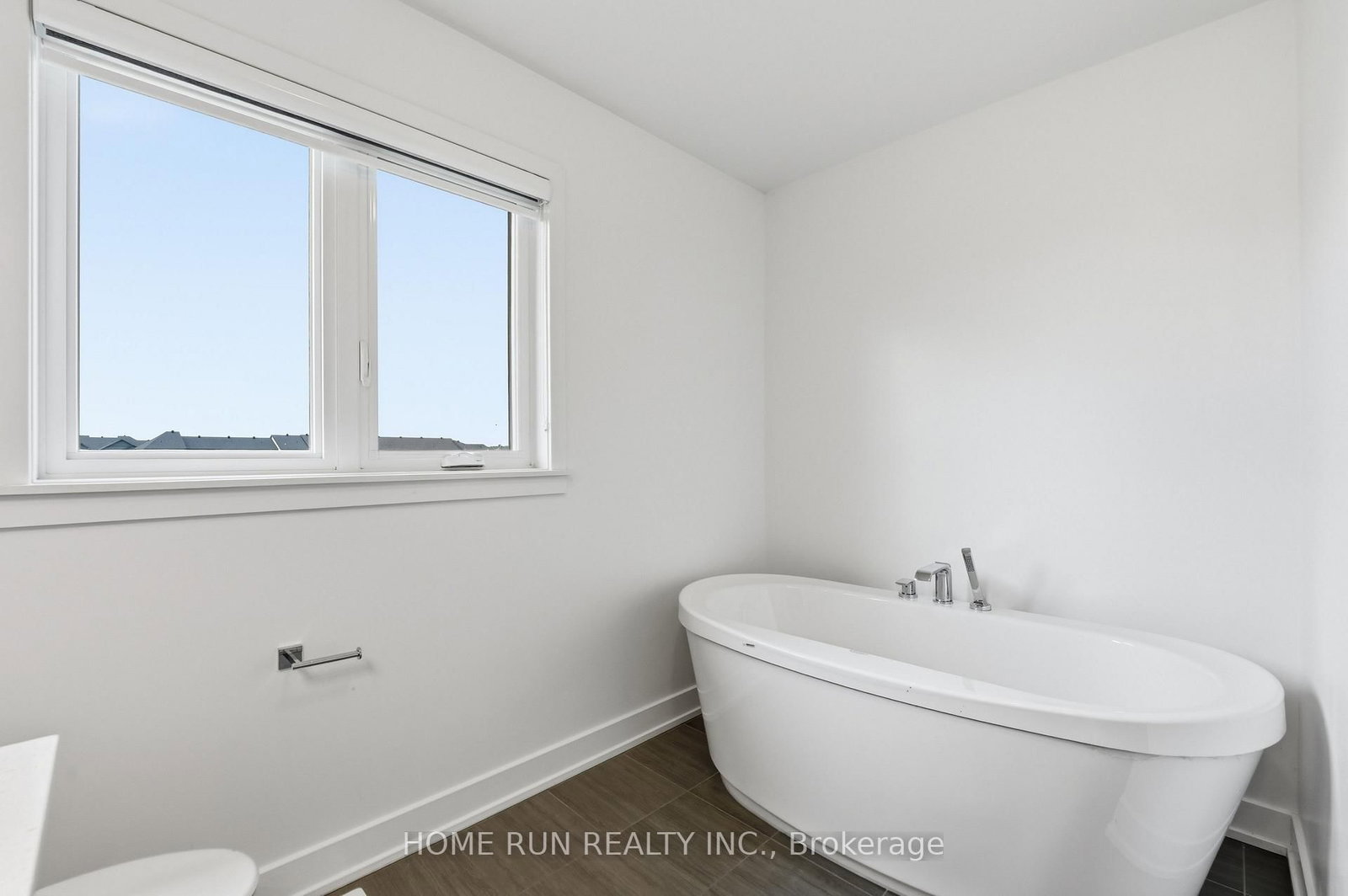 912 Duxbury Lane • Ottawa, ON photo 29