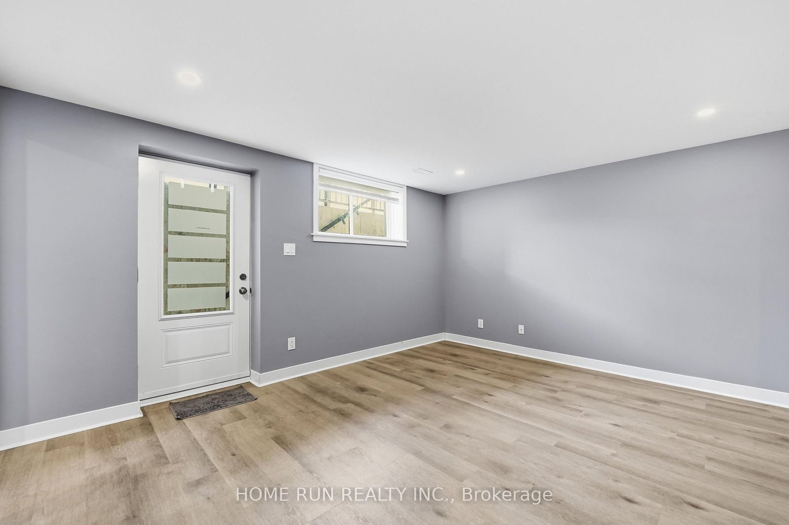 912 Duxbury Lane • Ottawa, ON photo 42