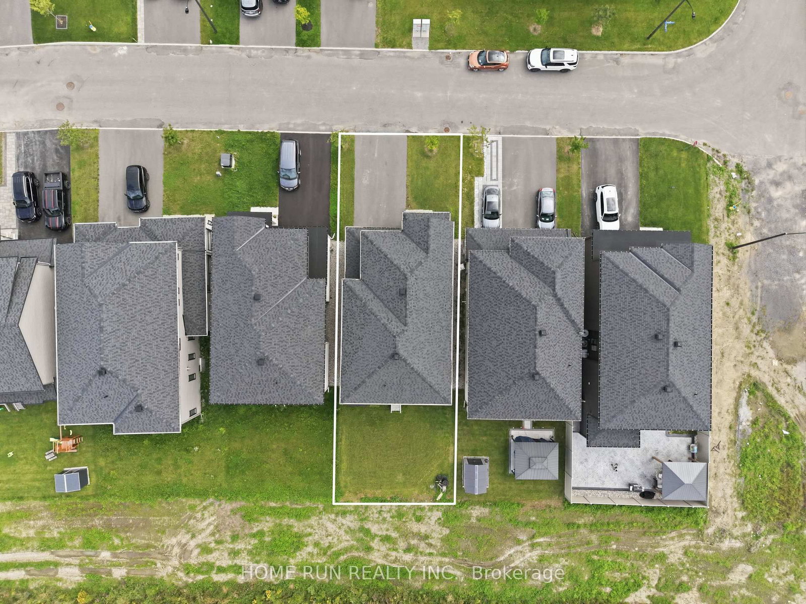 912 Duxbury Lane • Ottawa, ON photo 47