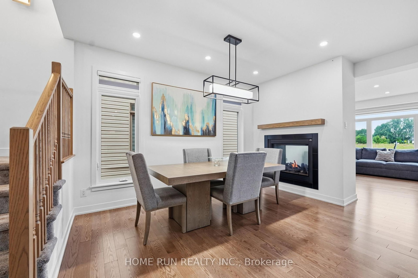 912 Duxbury Lane • Ottawa, ON photo 9