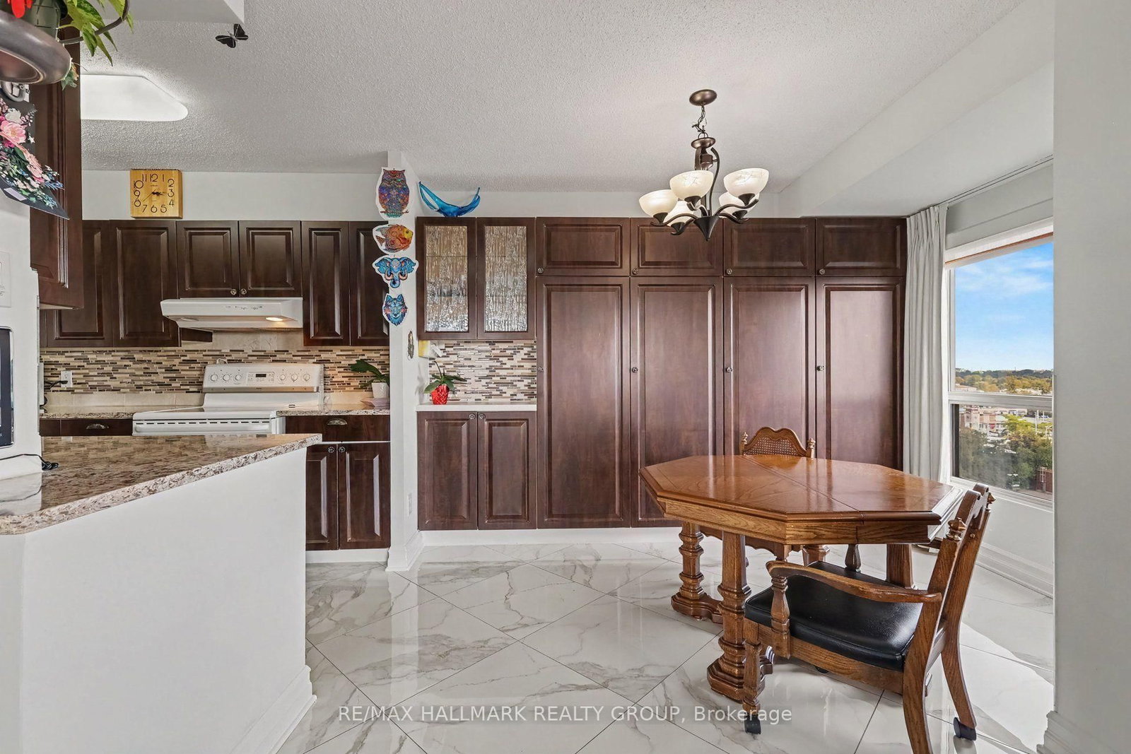 545 St Laurent Boulevard • #805 • Ottawa, ON photo 17