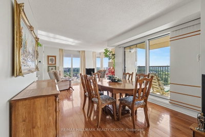 545 St Laurent Boulevard • #805 • Ottawa, ON photo 9