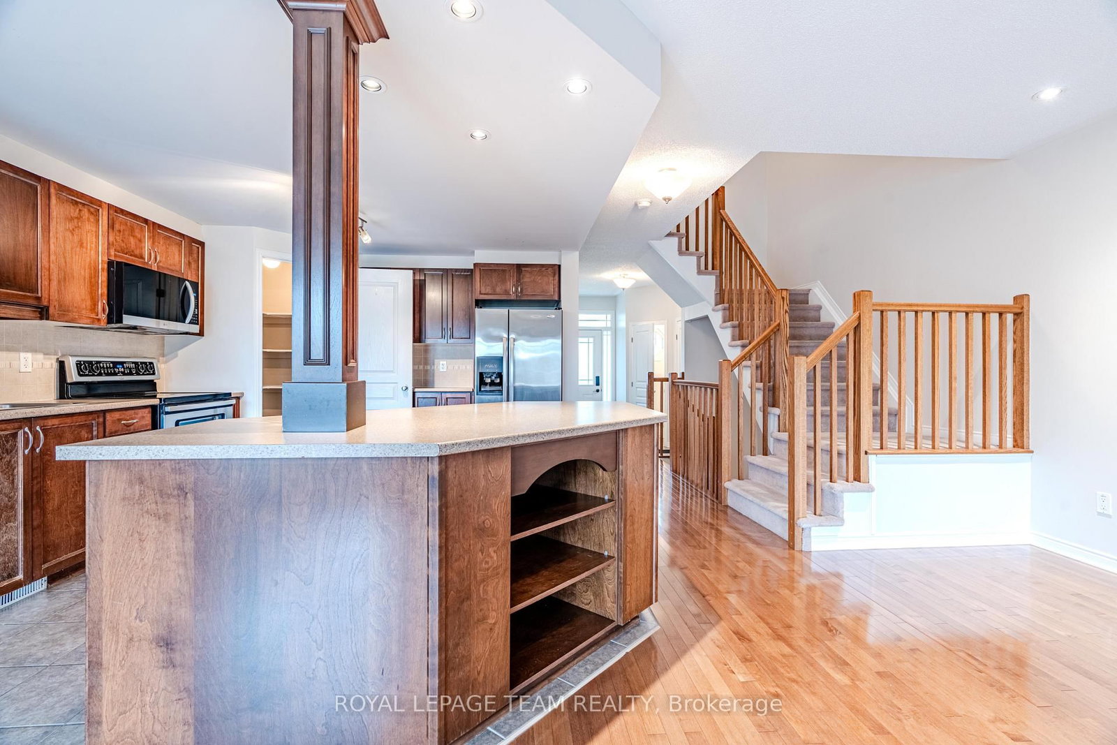506 Pepperville Crescent • Ottawa, ON photo 11
