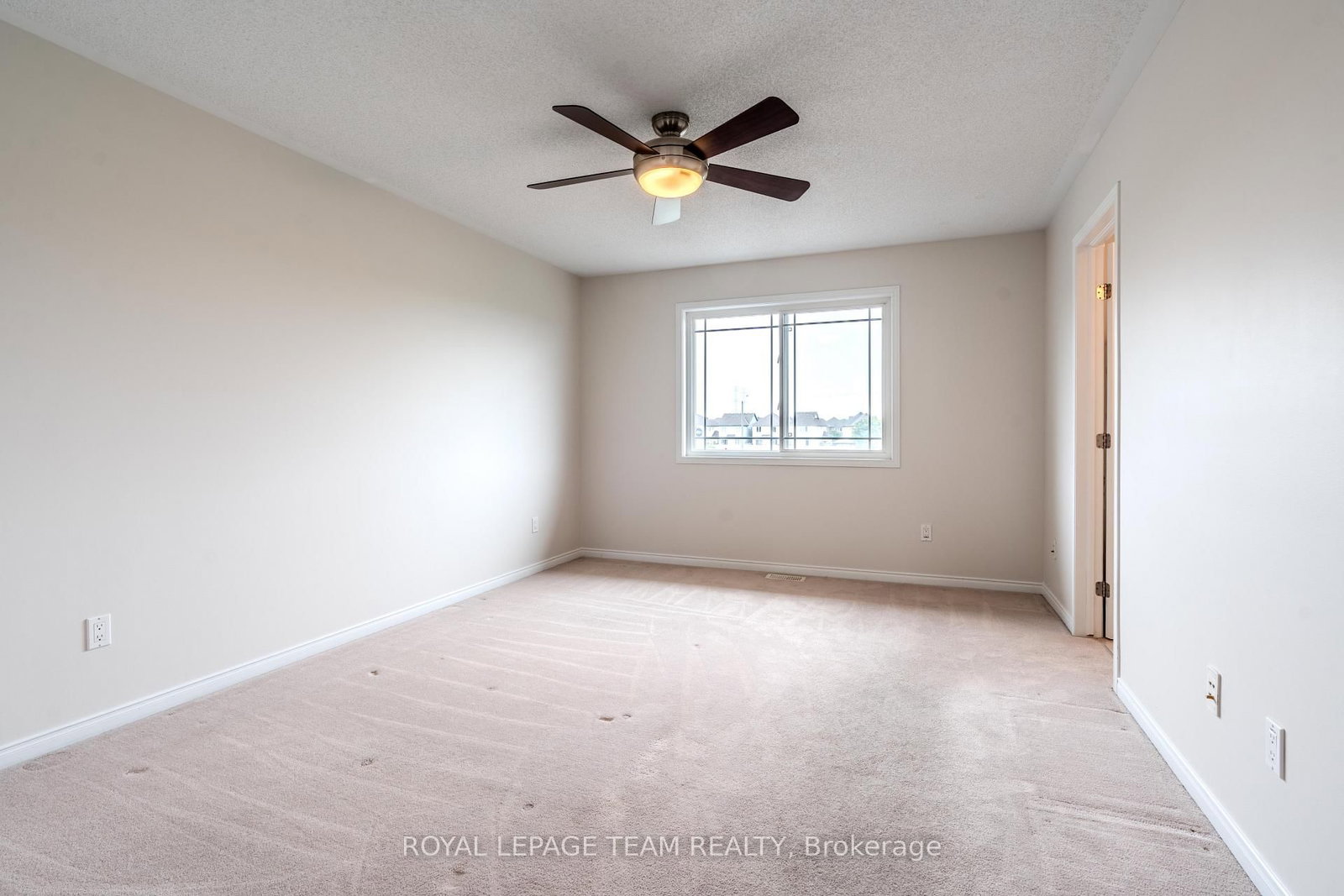 506 Pepperville Crescent • Ottawa, ON photo 14