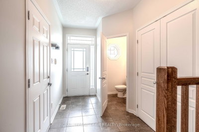 506 Pepperville Crescent • Ottawa, ON photo 2