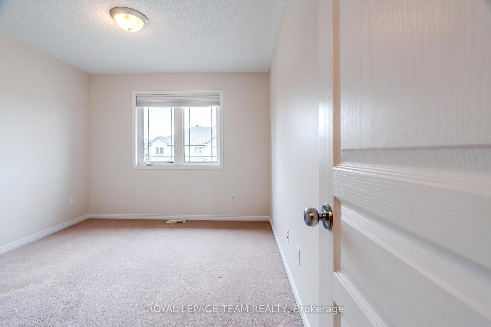 506 Pepperville Crescent • Ottawa, ON photo 21