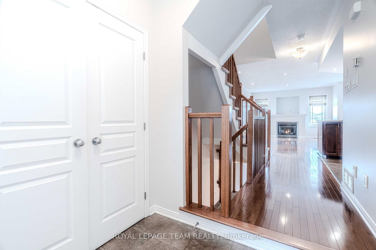 506 Pepperville Crescent • Ottawa, ON photo 3