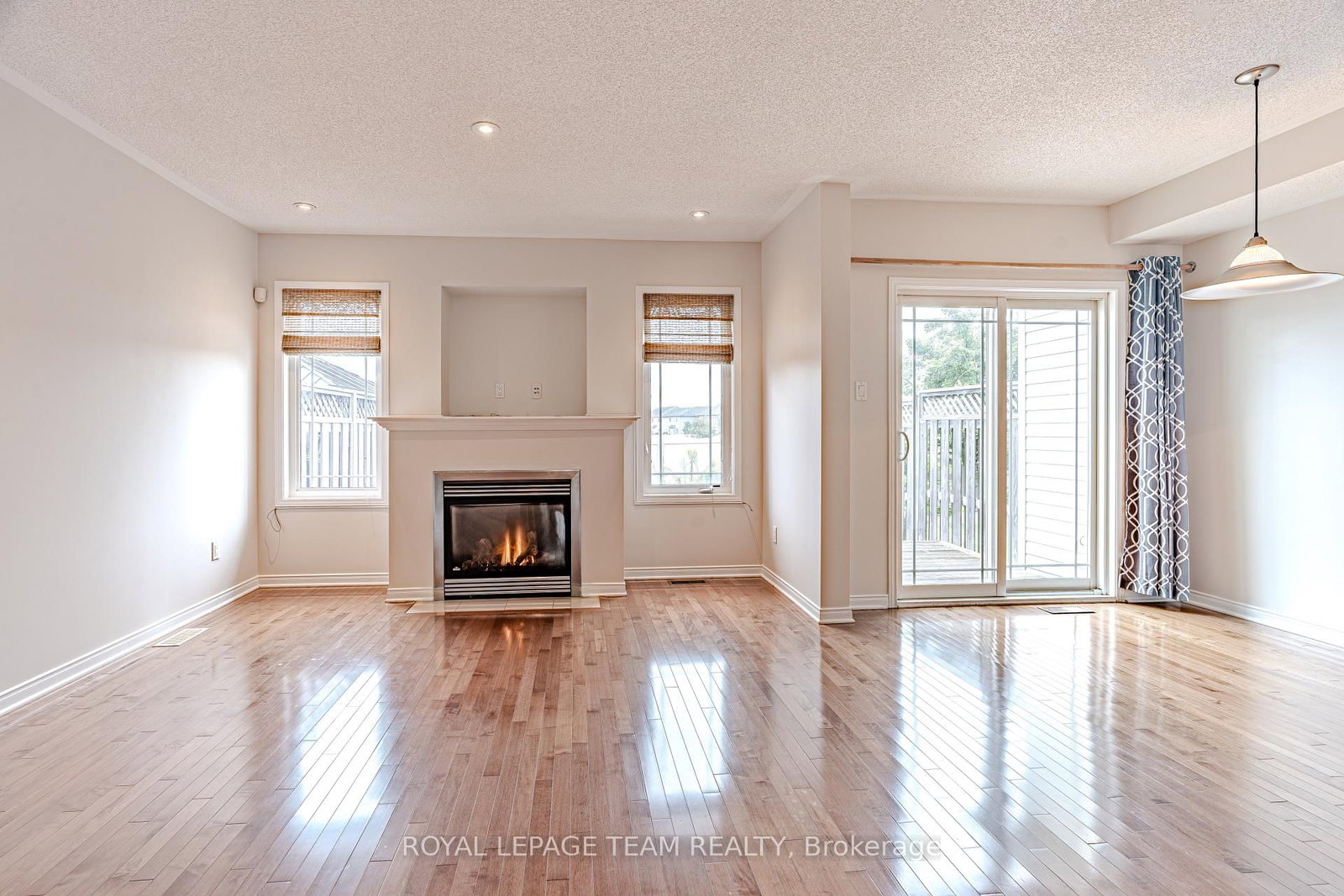 506 Pepperville Crescent • Ottawa, ON photo 6