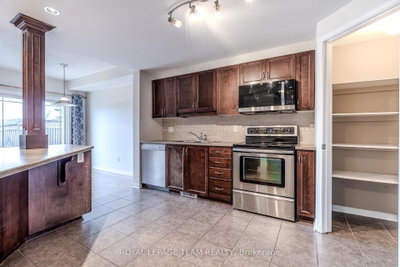 506 Pepperville Crescent • Ottawa, ON photo 8