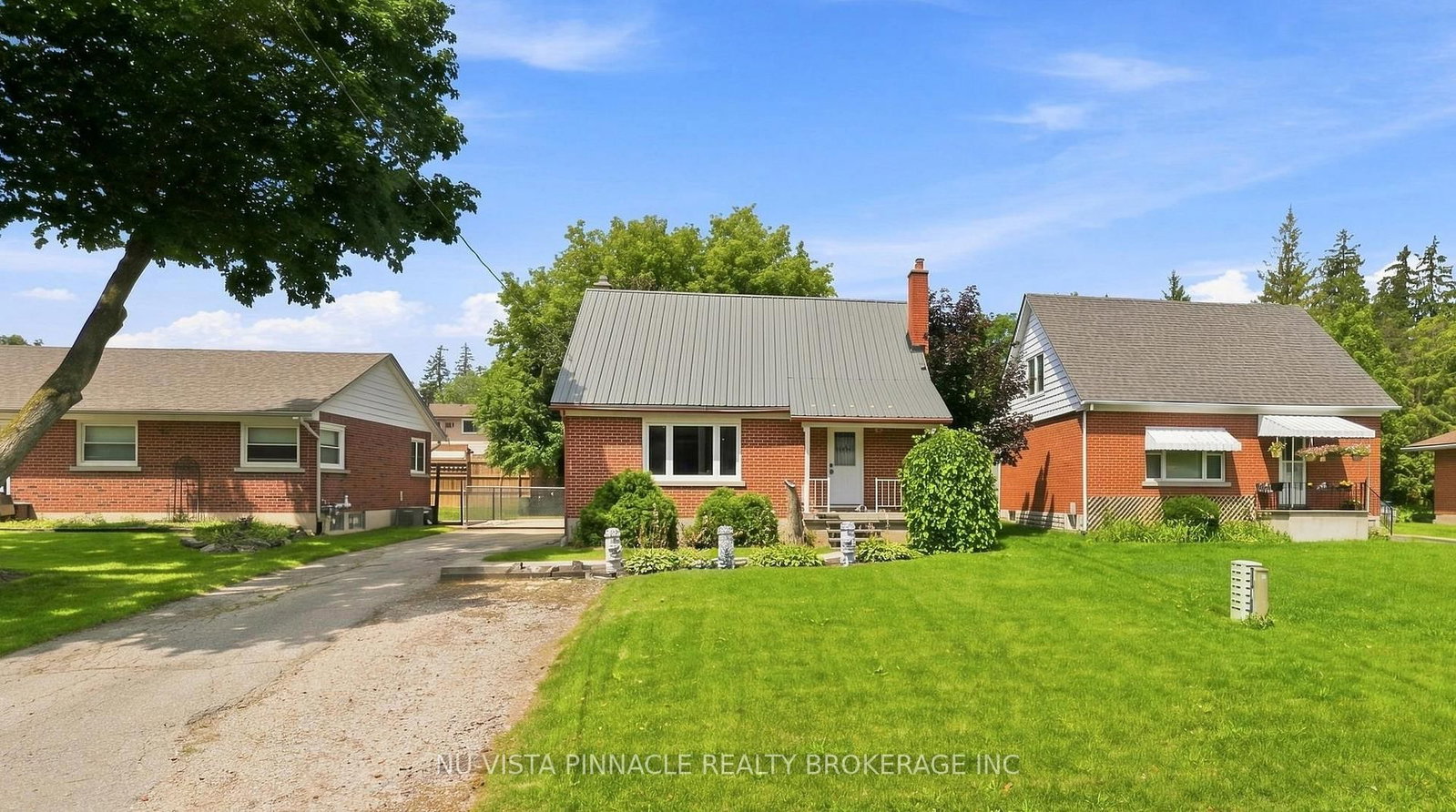 442 Grandview Avenue • Wilmot, ON photo 3