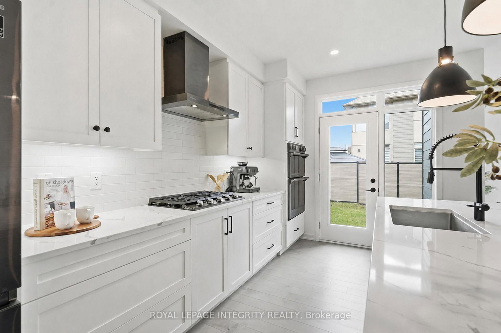 300 Wigwas Street • Ottawa, ON photo 15