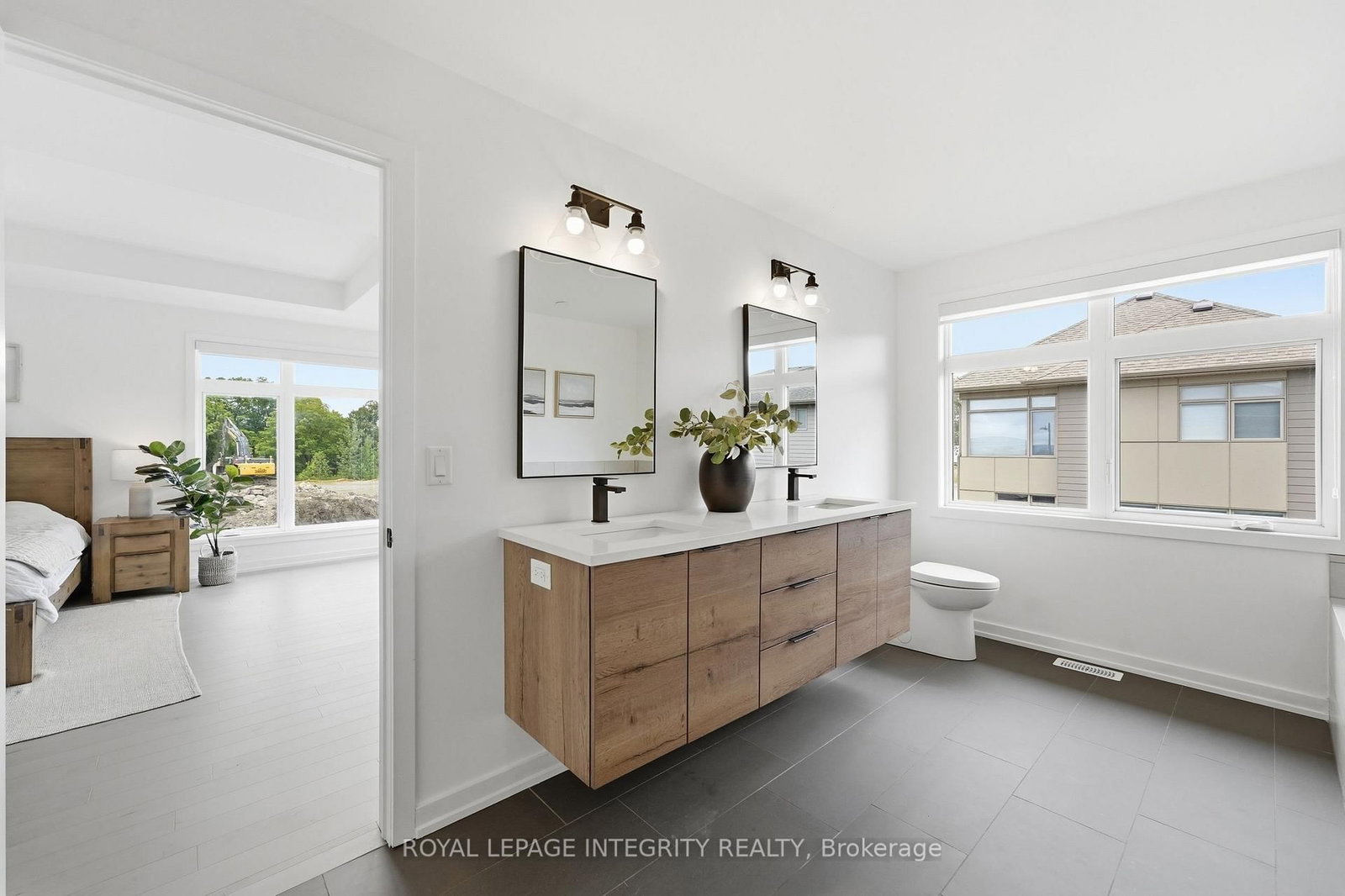 300 Wigwas Street • Ottawa, ON photo 29
