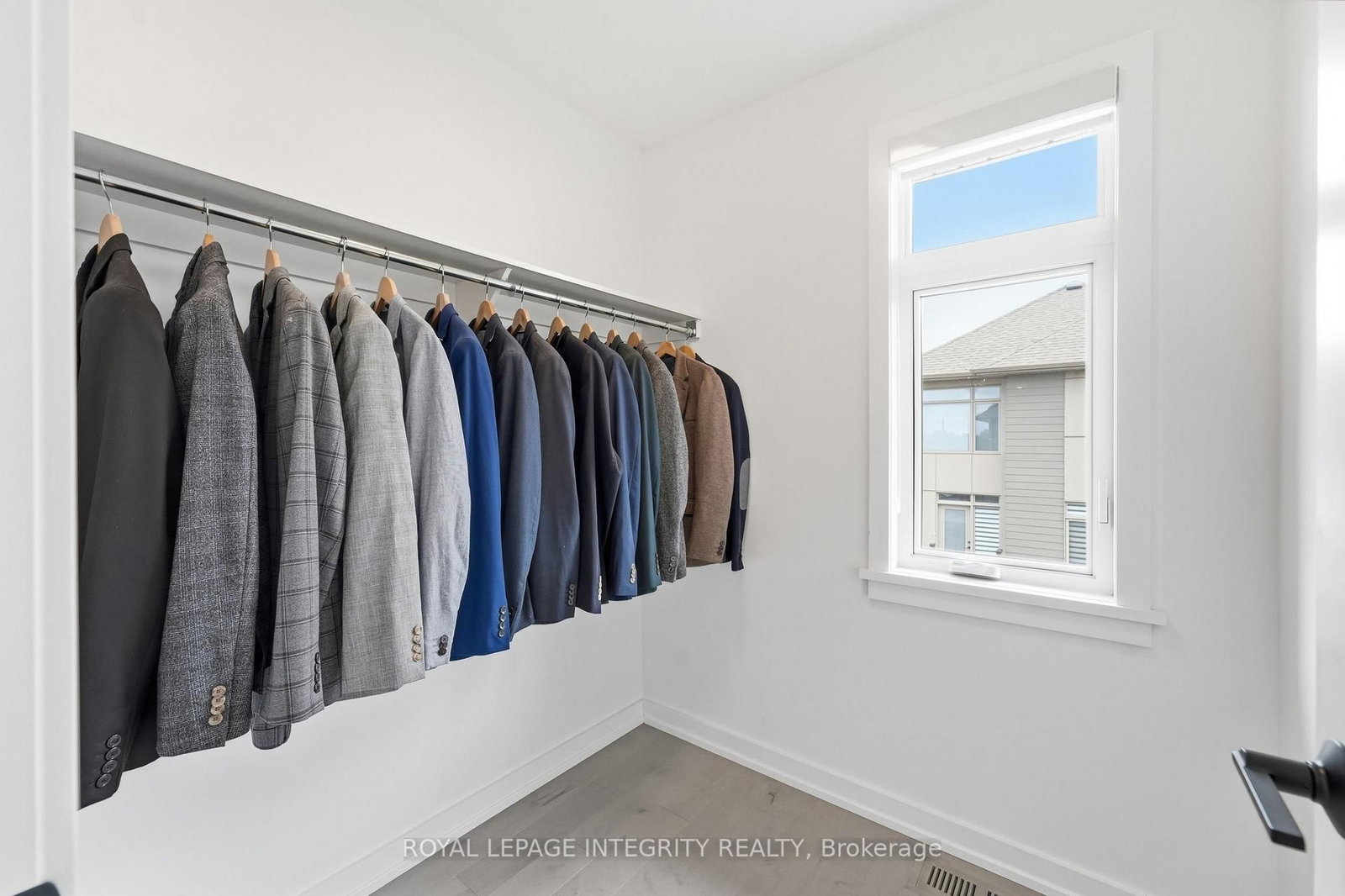 300 Wigwas Street • Ottawa, ON photo 30