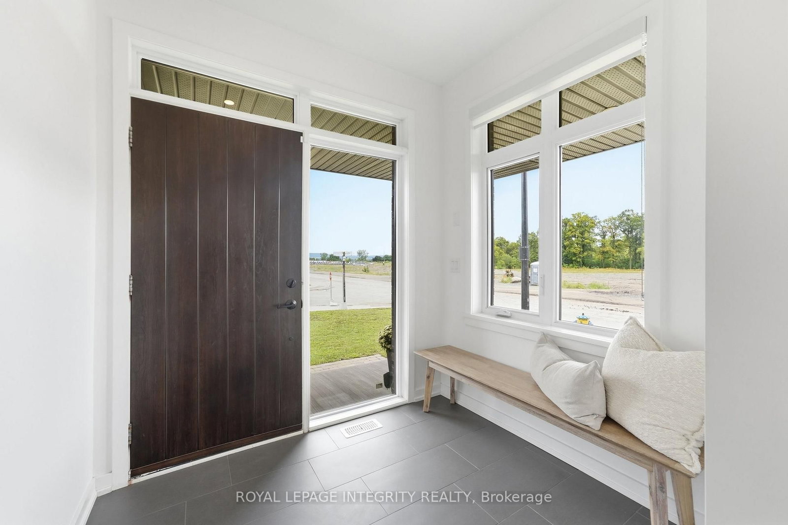 300 Wigwas Street • Ottawa, ON photo 5