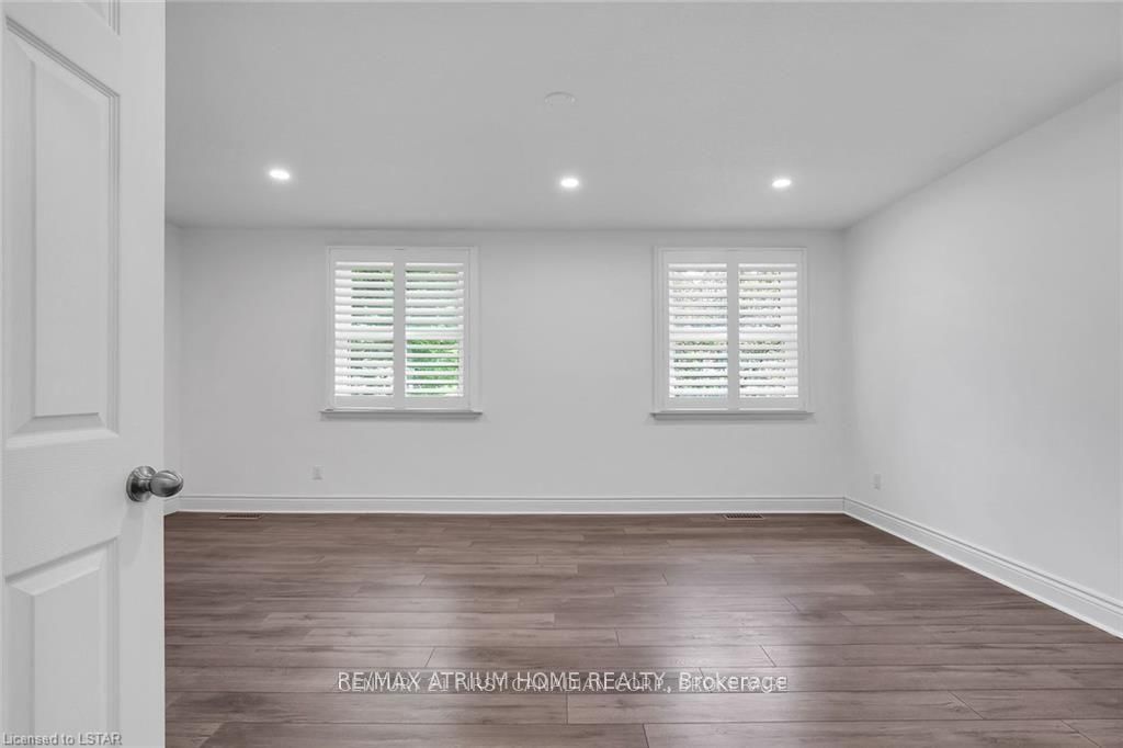 40 Stuyvesant Place • London South, ON photo 21