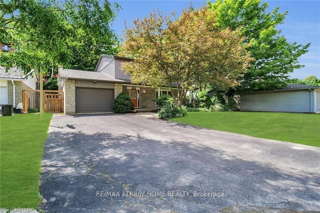 40 Stuyvesant Place • London South, ON photo 42
