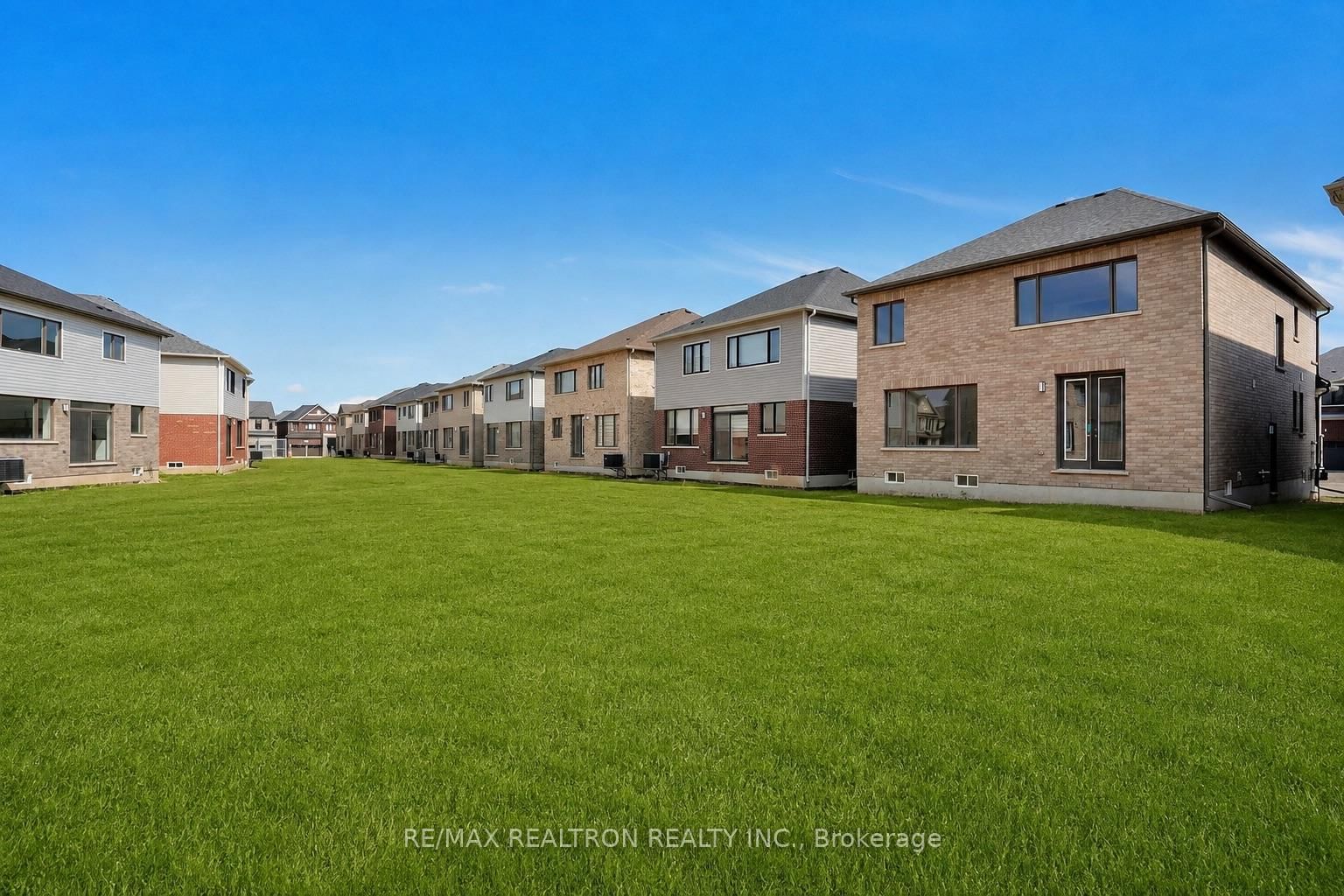 184 Leslie Davis Street • North Dumfries, ON photo 31