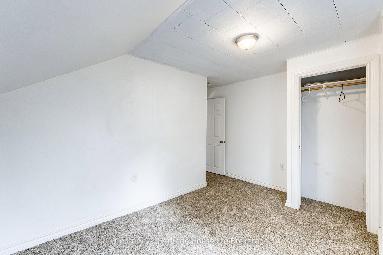 217-219 Merritt Street • Ingersoll, ON photo 32