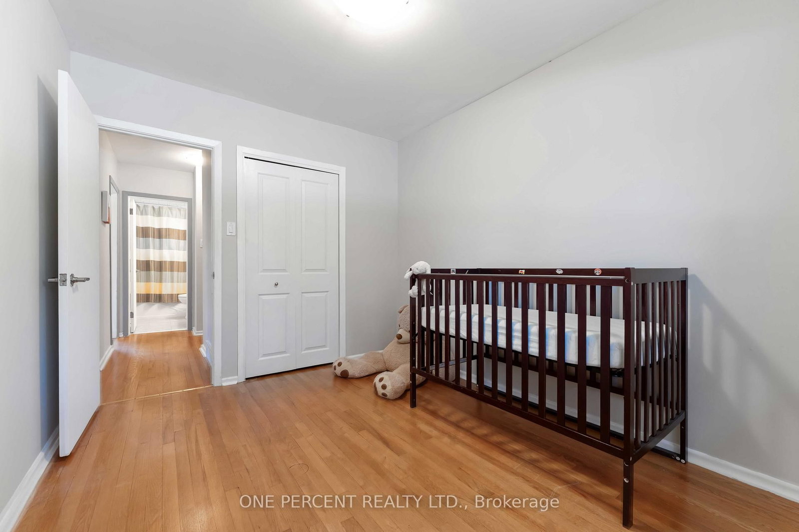 933 Kincaid Court • #Unit A and Unit B • Ottawa, ON photo 16