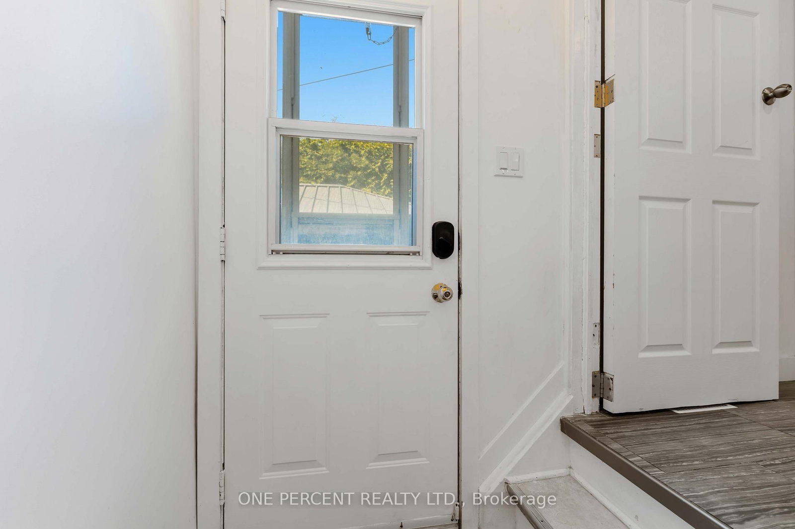 933 Kincaid Court • #Unit A and Unit B • Ottawa, ON photo 19