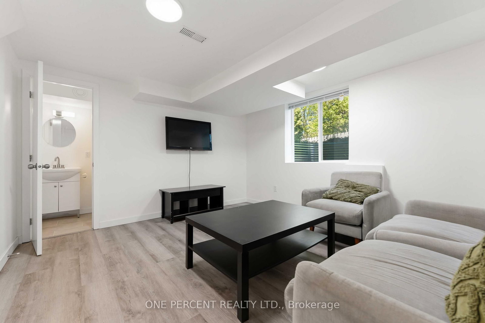 933 Kincaid Court • #Unit A and Unit B • Ottawa, ON photo 26