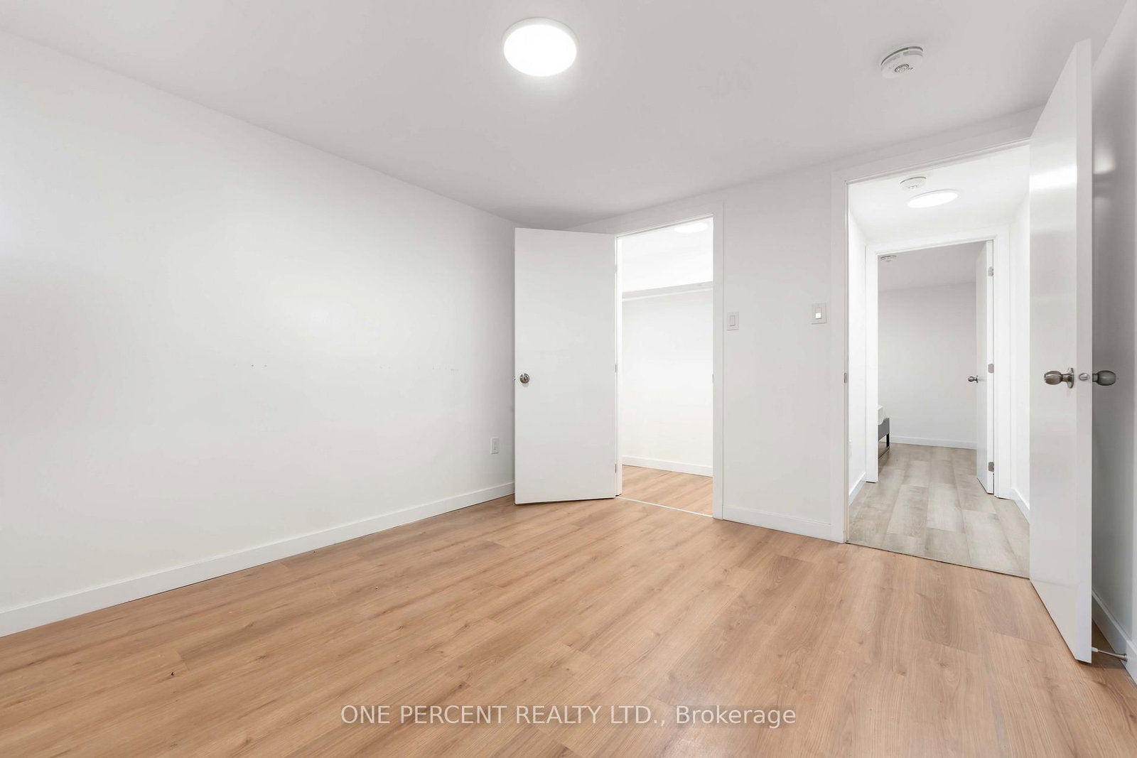 933 Kincaid Court • #Unit A and Unit B • Ottawa, ON photo 35