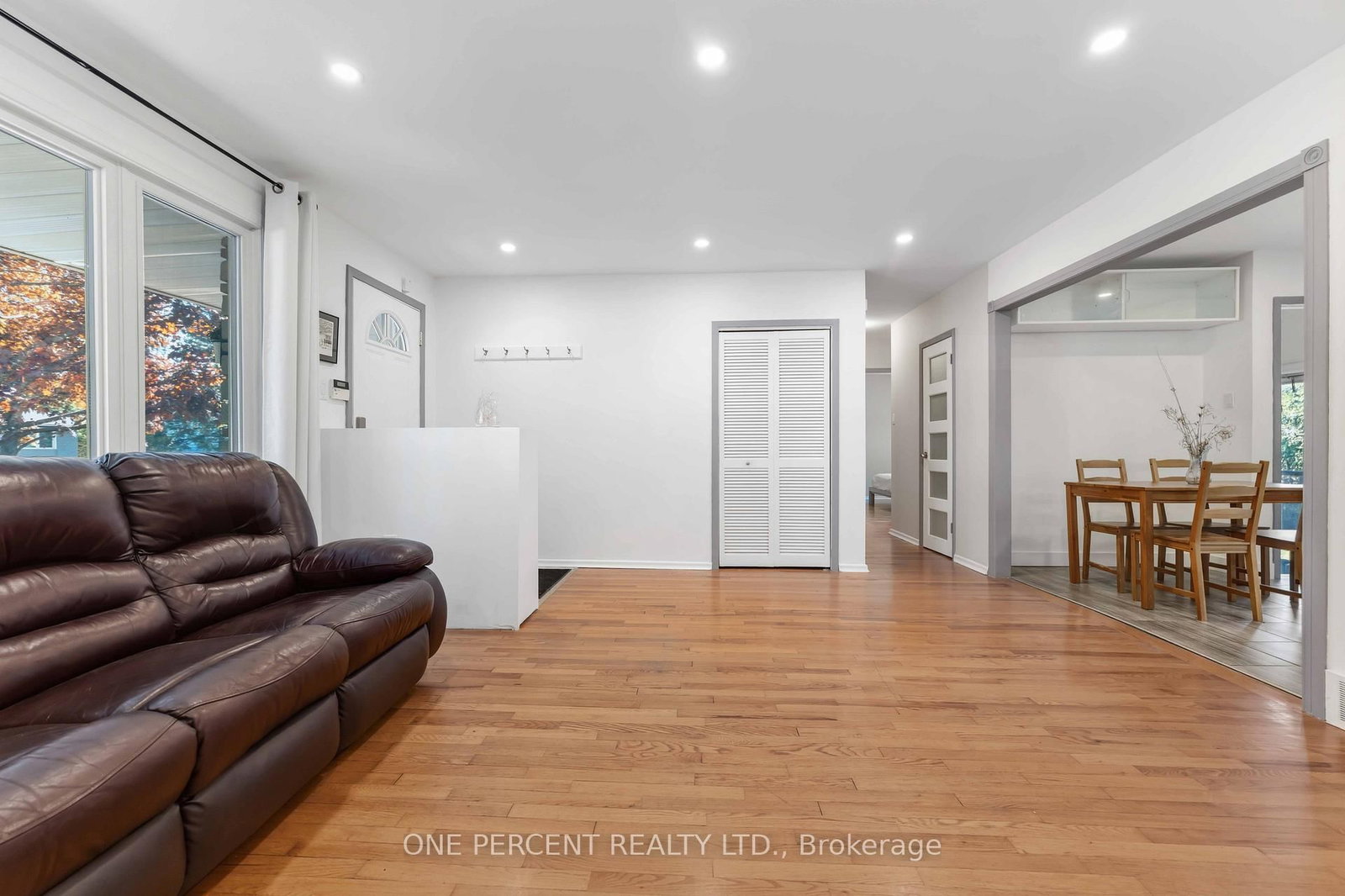 933 Kincaid Court • #Unit A and Unit B • Ottawa, ON photo 6