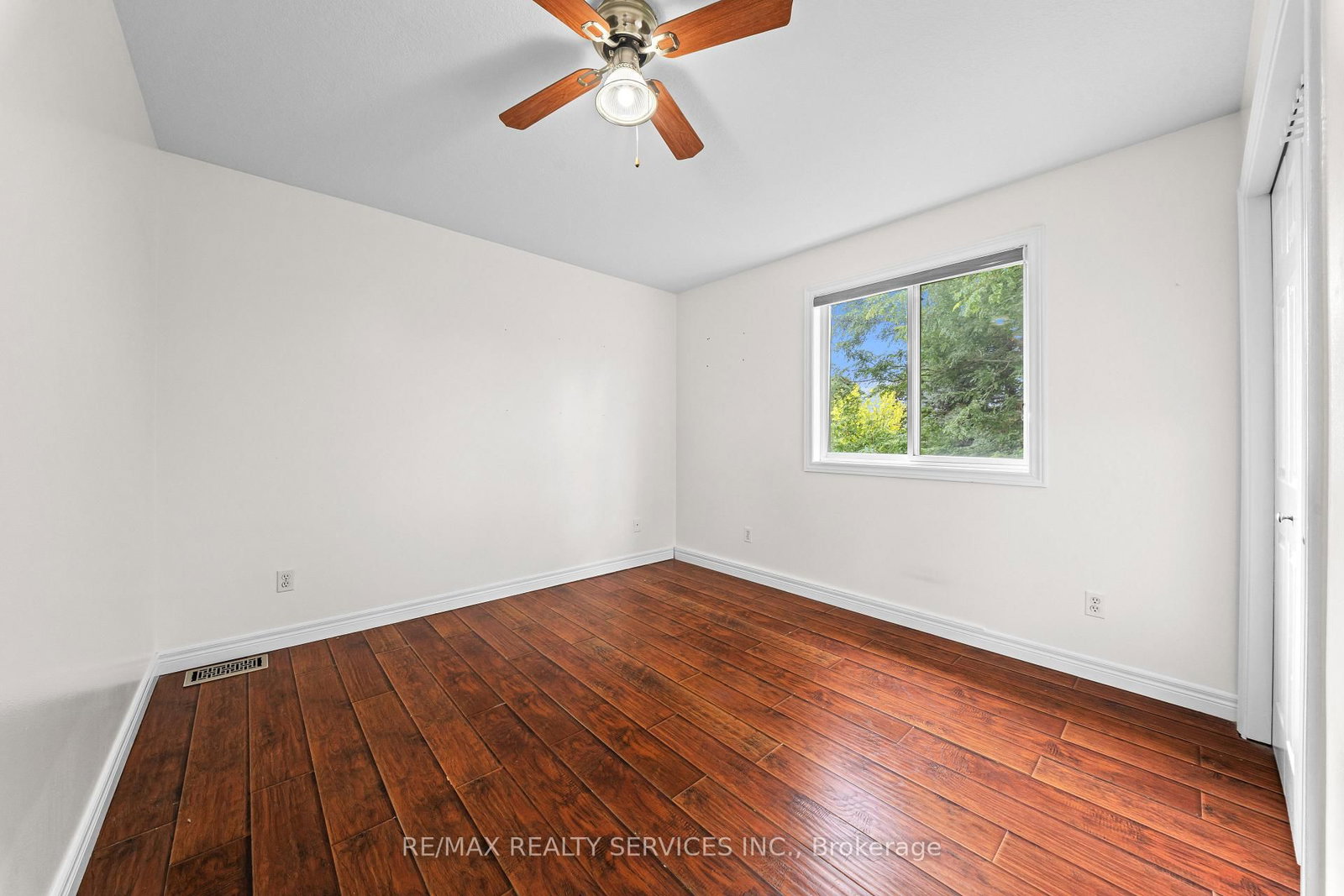 495 Brigantine Drive • Waterloo, ON photo 30