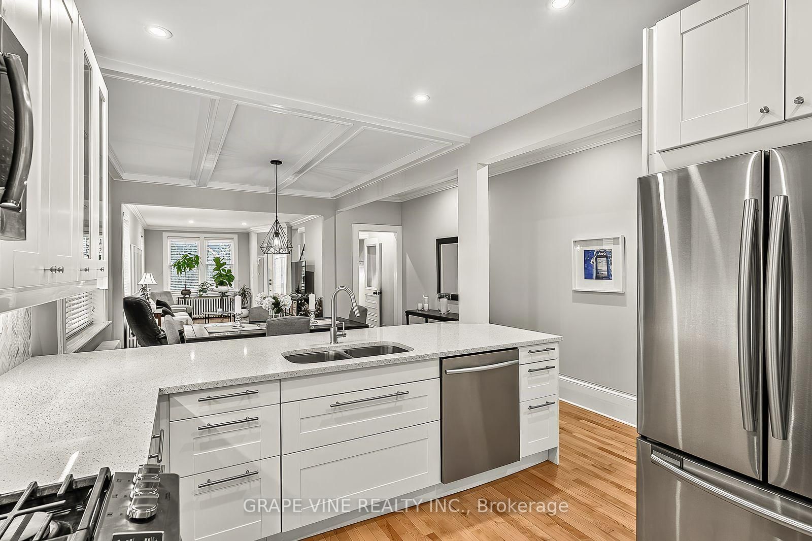119 Frank Street • Ottawa, ON photo 19